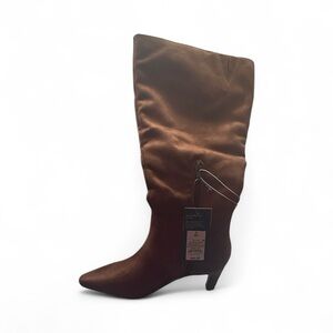 Universal Thread Tan Heeled Boots